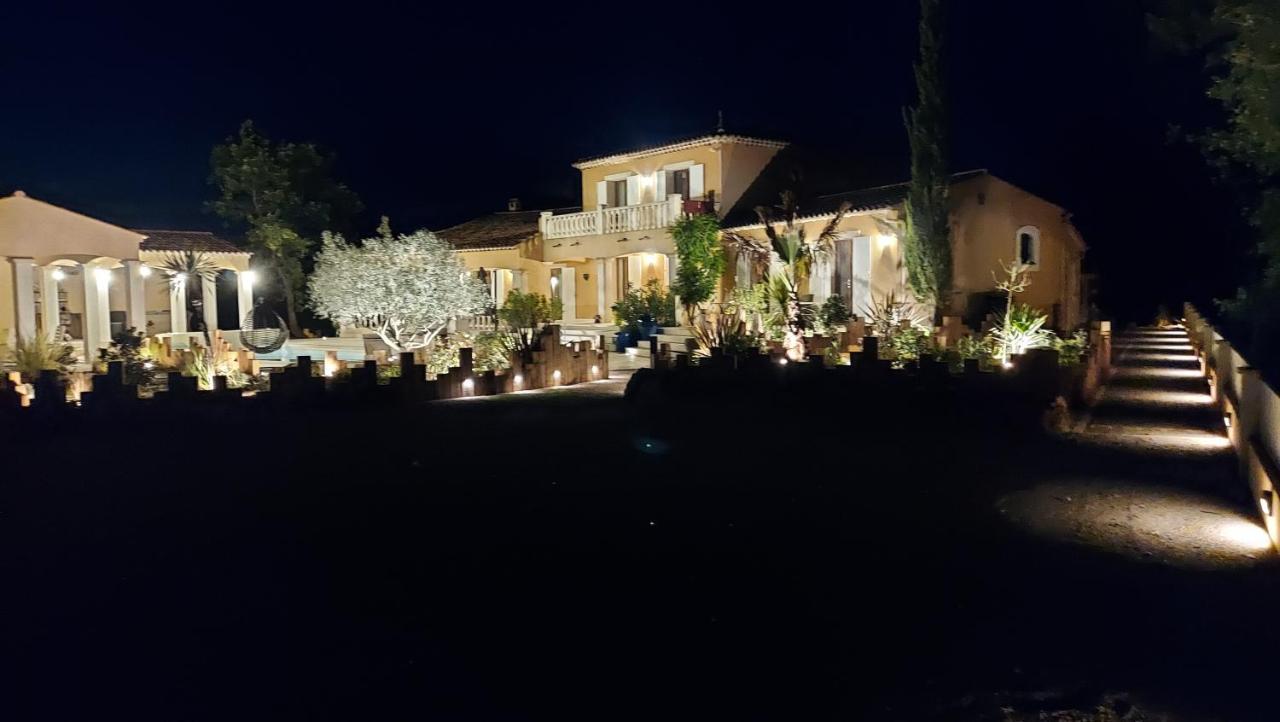 Le Mas Provencal Régusse Exterior foto
